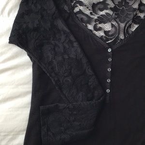 Buckle long sleeve top!